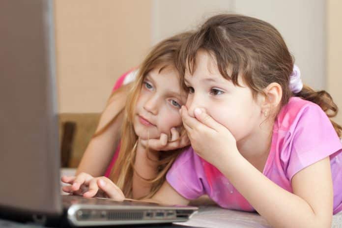 The Ultimate Guide to Protecting Your Child Online in 2023